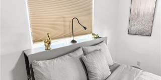 1521 W 37th Place Gallery 42