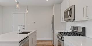 5131 N Lincoln Avenue Gallery 4
