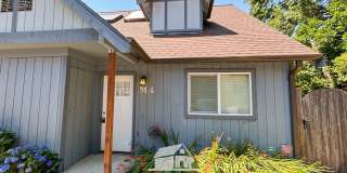 2 bed 2 bath Condo in Tumwater! Pool & Clubhouse! Gallery 1
