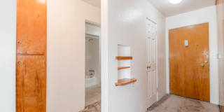 Nevada Villa Apartments Gallery 17