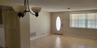 7825 Cayuga Dr Gallery 4