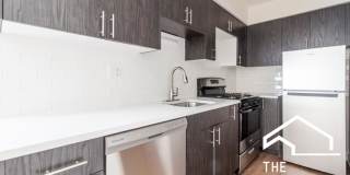 5917 North Kenmore Ave. Gallery 1