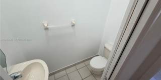 4110 NE 22nd Ct Gallery 20