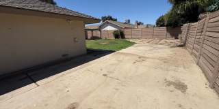 Updated SE Visalia Corner Lot Home Rent Ready! Gallery 35
