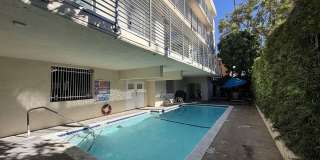 843 4th St Gallery 19