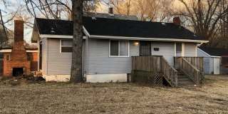 HUGE HOME WITH A TON OF SPACE! Gallery 3