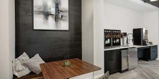 Vintage Franklin Apartments Gallery 6