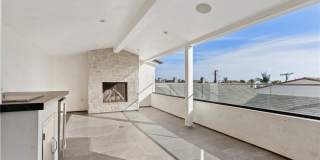 710 Avocado Avenue Gallery 30