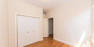 2956 N Racine Gallery 10