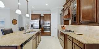 5423 TITLE ROW DRIVE Gallery 18