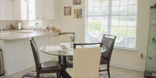 5055 Sussex Drive Gallery 21