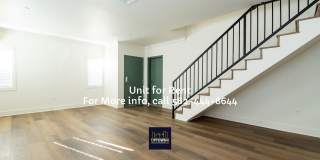 Townhome - 3 Bedrooms-2.0 Baths - Cudahy Gallery 4