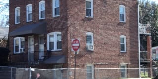 4601 Blaine St. NE - # 1 4601 Blaine St. NE - # 1 Gallery 1