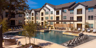 Ironridge at Hill Country Village Gallery 25