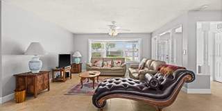 Stunning Waterfront Home - Treasure Island! 3bed| 2bath Gallery 11