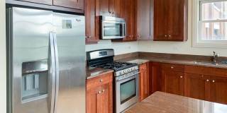 2927 North Southport Ave. Gallery 4