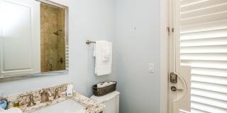 ***STUNNING POOL HOME***4BEDS / 4BATHS***GOLDEN SHORES***FURNISHED SEASONAL RENTAL*** Gallery 32