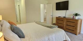 Seasonal Short-Term 2 Bedroom 2 Bathroom 2nd Floor Condo in Estancias of Capri Isles! Gallery 31