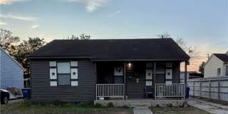 4321 Carlton Street Gallery 1