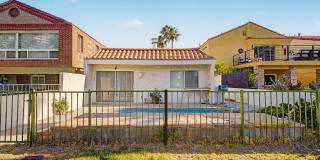 Las Vegas Country Club Home on the Golf Course with Pool! Gallery 24