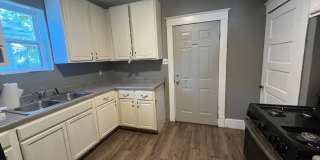 Two bedroom house in Alton Gallery 3