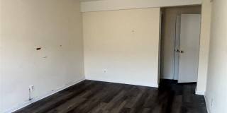 854 E Broadway Gallery 9