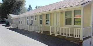 ADORABLE!!! Gorgeous Downtown Duplex!!! Showings beginning October 26th!!! Gallery 1
