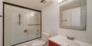 $500 Move in Special! Scottsdale Shadows 2Bed 2Bath Condo includes W/T/S utilities! Gallery 18