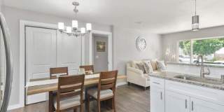 4884 West Gill Place Gallery 7