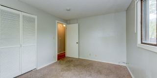 840 North St. Gallery 34