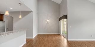 Beautiful 3BR/3BA Villa with Bonus Loft - Available NOW! Gallery 11