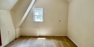112 CHERRY LN l 6 BED, 3 BATH Gallery 11