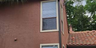 Beautiful Remodeled 2/2 Townhome  Won't last!! Gallery 1