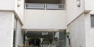 2-bed, 2-bath 972sqft condo, walking distance to beach in Carlsbad Village, literally one block off the sand! **Available 6/1/26** Gallery 5