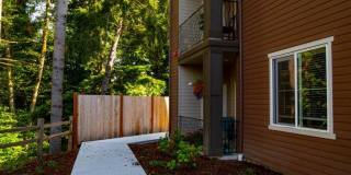 2 Bedroom 1 Bath 957 sq ft Gallery 175