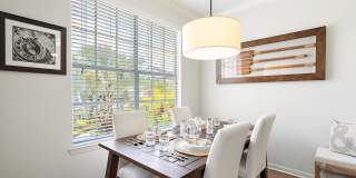 Grandeville at River Place Gallery 20