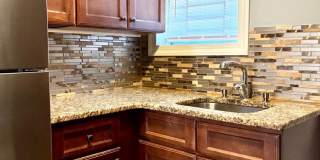 4415 BROWN Street Gallery 7