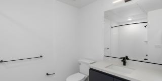 3450 West 43rd Street Gallery 379