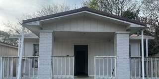 3BR/2BA Home with Covered Porch & Expansive Lot Gallery 6
