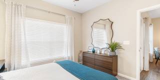 Oaks at Normandy Apartments Gallery 13