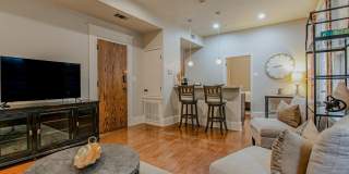 614 Center Street Apt 4 Gallery 5