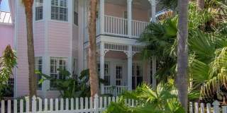 947 HEMINGWAY CIRCLE Gallery 73