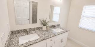 3br 2ba Single Family home in a Great Location! Gallery 13