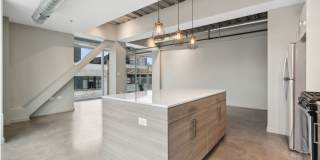 1242 N Milwaukee Ave Gallery 3