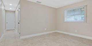 2958 DUNDEE Drive Gallery 18