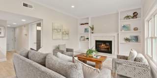 Spacious and Bright Furnished 4 Bedroom Home in Gated Community Gallery 20