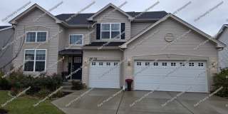 Beautiful Cedar Lake Four Bedroom Gallery 1