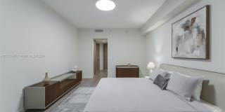 16051 Collins Ave Gallery 14