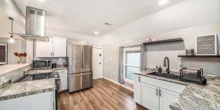 415 6th St Nw Gallery 12