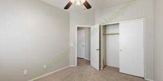Beautiful 4-Bedroom Home with Split Floor Plan & Spacious Backyard in San Tan Valley! Gallery 21
